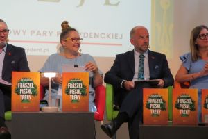 Narodowe Czytanie poezji Jana Kochanowskiego w wąbrzeskiej bibliotece