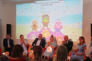 Narodowe Czytanie poezji Jana Kochanowskiego w wąbrzeskiej bibliotece