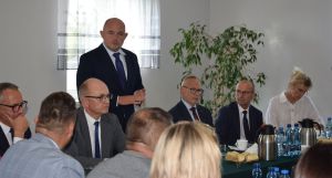 Marszałek Województwa Kujawsko-Pomorskiego podczas przemowy