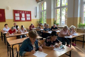Seniorzy na badaniach lekarskich i testach sprawności fizycznej