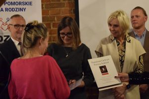 Uroczyste obchody Dnia Pracownika Socjalnego przez Powiatowe Centrum Pomocy Rodzinie w Wąbrzeźnie