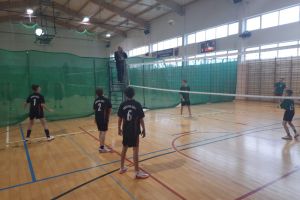 Powiatowe Igrzyska Dzieci w piłce siatkowej dziewcząt i chłopców