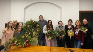 Warsztaty florystyczne w Klubie Młodzieżowym "MAM MOC"