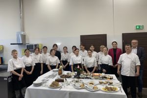 Konkurs kulinarny pod tytułem „Potrawy świąteczne” w Zespole Szkół w Wąbrzeźnie
