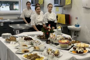Konkurs kulinarny pod tytułem „Potrawy świąteczne” w Zespole Szkół w Wąbrzeźnie