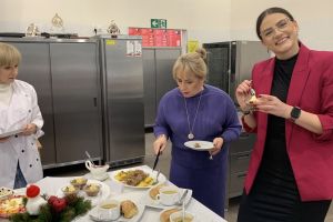 Konkurs kulinarny pod tytułem „Potrawy świąteczne” w Zespole Szkół w Wąbrzeźnie