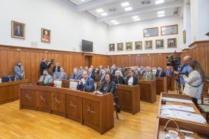 Wręczenie umowy w Urzędzie Marszałkowskim