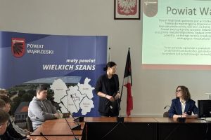 Uczniowie Technikum Logistycznego na "Lekcji w Starostwie"
