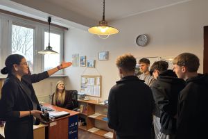 Uczniowie Technikum Logistycznego na "Lekcji w Starostwie"