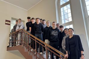 Uczniowie Technikum Logistycznego na "Lekcji w Starostwie"