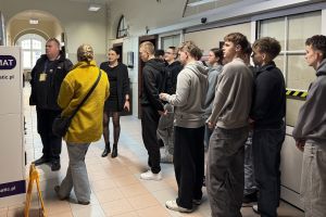 Uczniowie Technikum Logistycznego na "Lekcji w Starostwie"