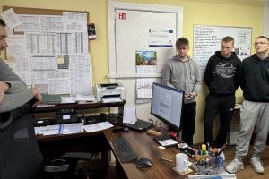 Uczniowie Technikum Logistycznego na "Lekcji w Starostwie"