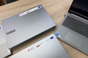 Nowy sprzęt komputerowy dla uczniów ZS i ZSO w Wąbrzeźnie - laptopy i tablety