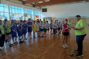 Powiatowe Igrzyska Dzieci w piłce ręcznej w Wąbrzeźnie