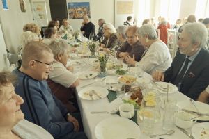 Śniadanie Wielkanocne w ŚDS w Brudzawkach