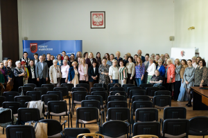 Zdjęcie grupowe Konferencji "Siła Dialogu Kobiet"
