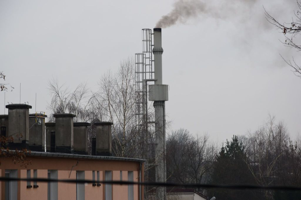 Jak zadbać o czyste powietrze w naszym powiecie?