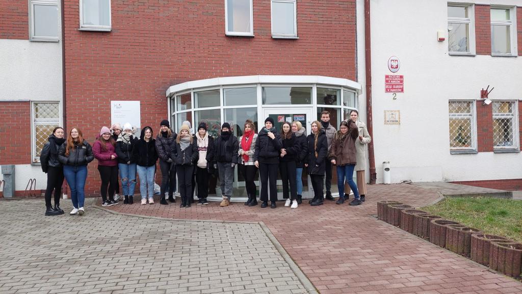 Rozliczenie podatków to nic trudnego dla uczniów biorących udział w prelekcji w Urzędzie Skarbowym