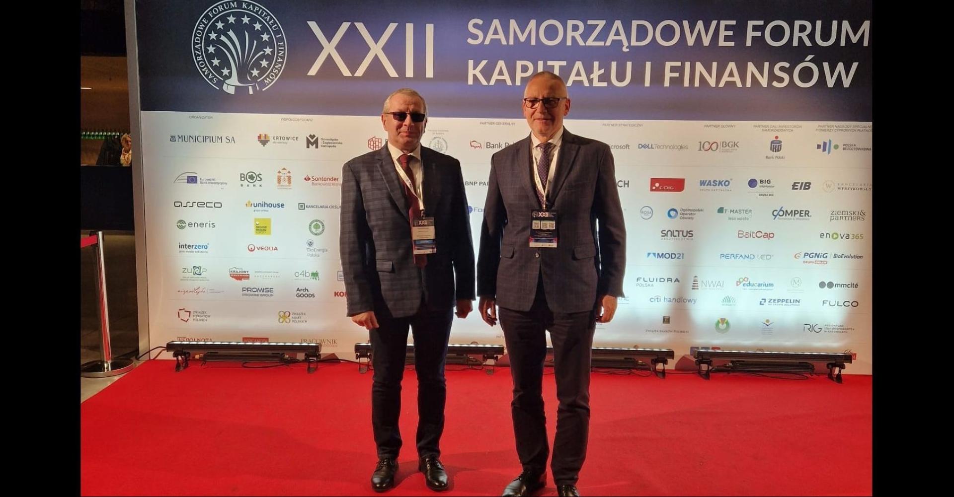 Starosta Wąbrzeski i Skarbnik Powiatu uczestniczą  w XXII edycji Samorządowego Forum Kapitału i Finansów