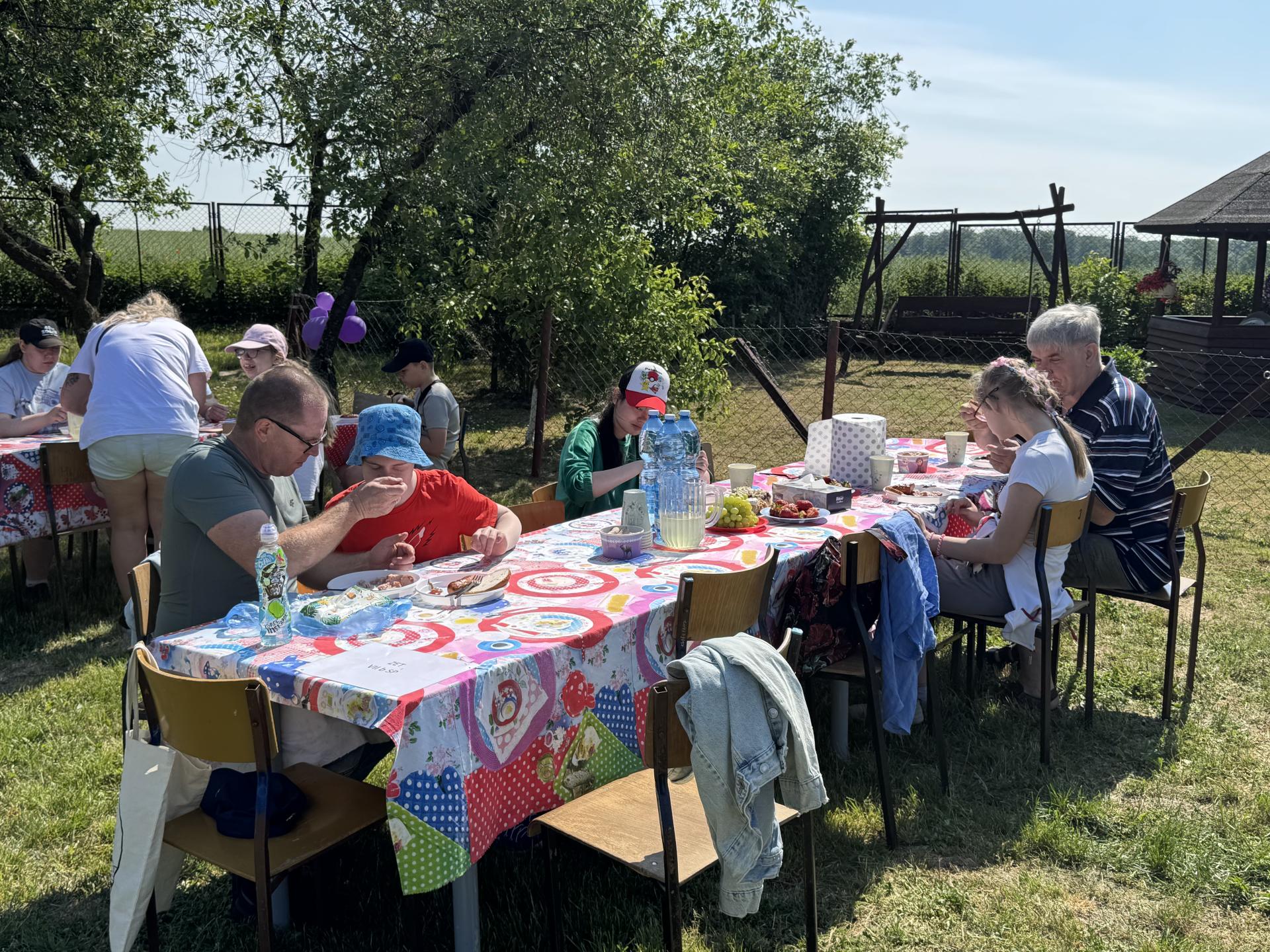 Piknik Rodzinny w Specjalnym Ośrodku Szkolno-Wychowawczym we Wroniu